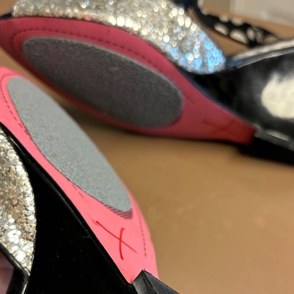 Kenzie Sparkling Silver Heels - Picture 6 of 6